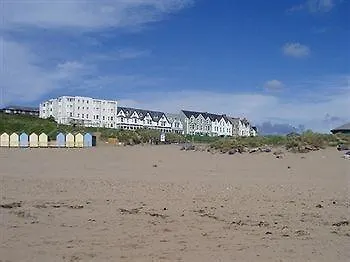 Гостевой дом The Edgcumbe & Deck Restaurant